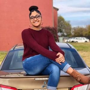 Meet your Posher, Sophia